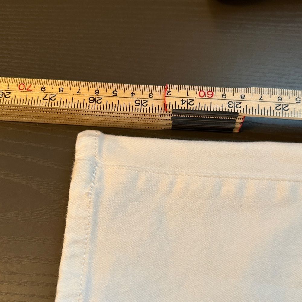 Good American High Rise Jeans - White - Picture 5 of 5